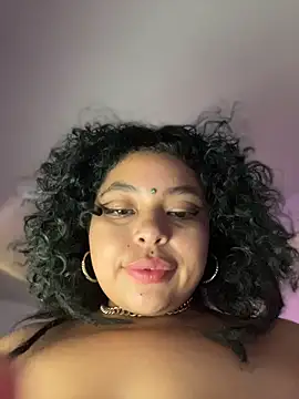Watch PrincessLauren420 live on EroticFlix - High definition streams