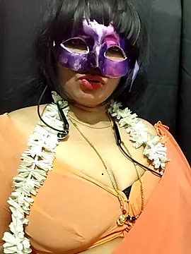 Webcam Model (sesiteluguammayi) is live
