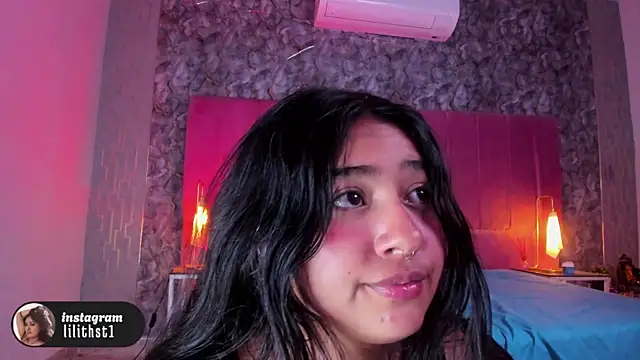 lilithst_ webcam