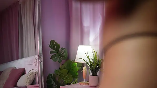 ameliabarbie - AmeliaBarbie's free webcam
