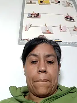 Molly_newman6 live sex cam