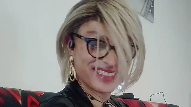 Model: LadyOxana