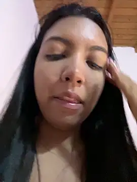 Webcam Model (nicole_fisherr)  is live.Free join now!