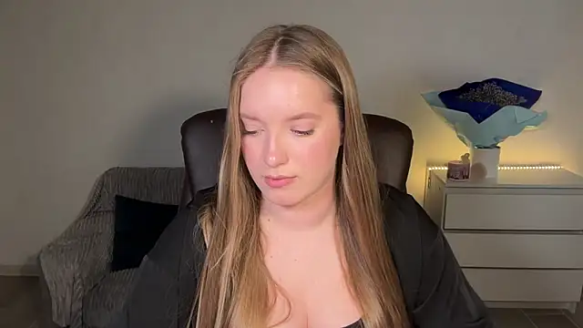 evamaddison - EvaMaddison's free webcam - UK Sex Cams