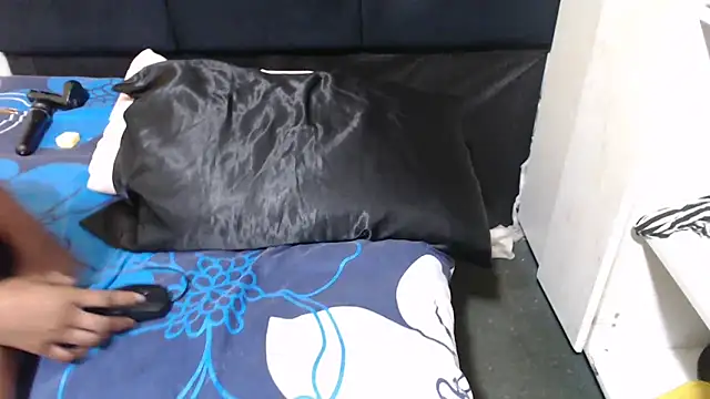 sweethotbabby18 - SweetHotBabby18's free webcam - UK Sex Cams