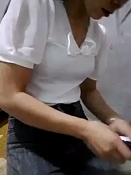 thobaby112 - Thobaby112's free webcam - UK Sex Cams