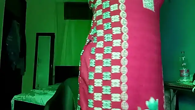 Watch YourDesi_Laila_ live on EroticFlix - High definition streams