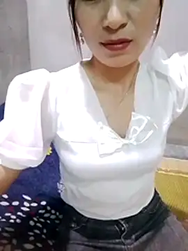 Watch Thobaby112 live on EroticFlix - High definition streams