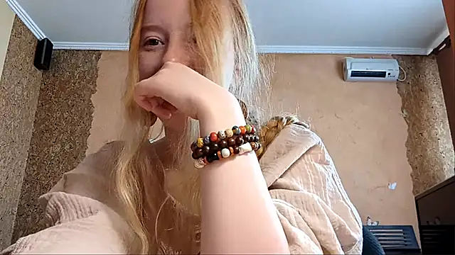Watch KateVibe_01 live on EroticFlix - High definition streams