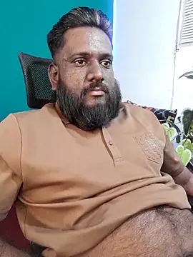 rayansmith_ (M young) - Rub my bulge over clothes