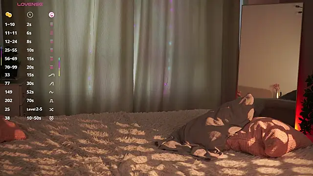 OssieCrews live sex cam