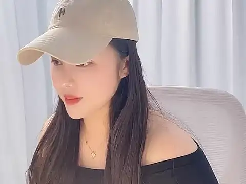 Qingqing19's live cam