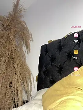 Modèle: SiaraRealist