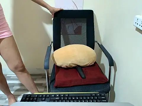 Preview of sexy_clever18xx