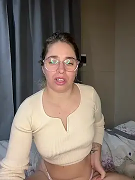 soyanahii webcam