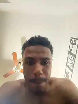 LorenzoBlack27 webcam