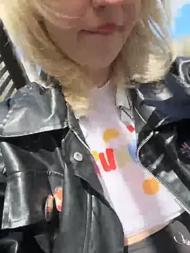 RonnieKiss