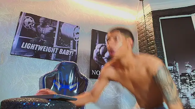 Watch _erick_j live on EroticFlix - High definition streams