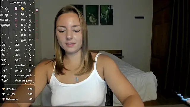 ThreeshaWhite