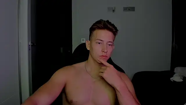 find0m_master (M young) - show underwear