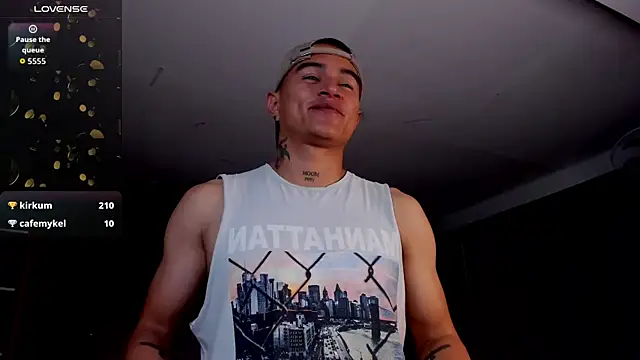 LiamDeep live sex cam