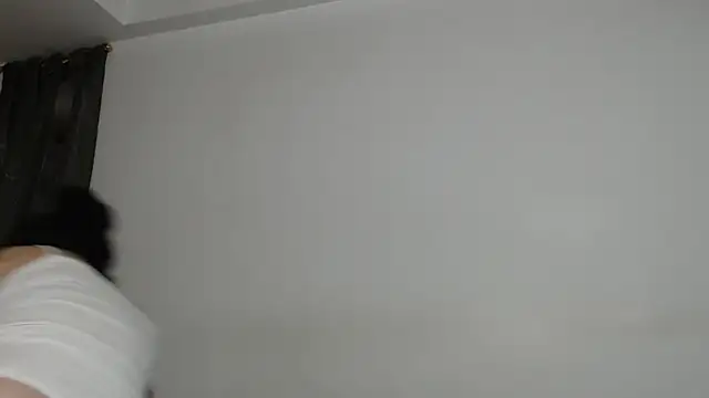sharickleon11 - Sharickleon11's free webcam