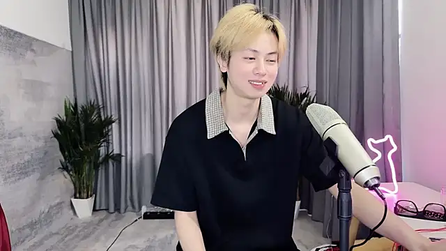 hafabva (M twink) - 性感小舞蹈Sexy little dance