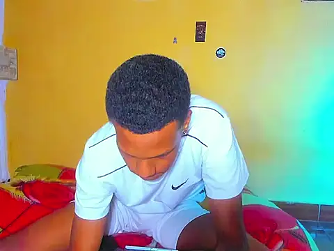Watch guerreros_aunstin live on EroticFlix - High definition streams
