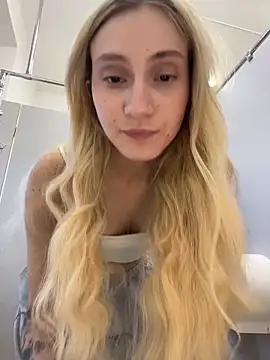 pink_kiss (F teen) - drool on my pussy and spread it!