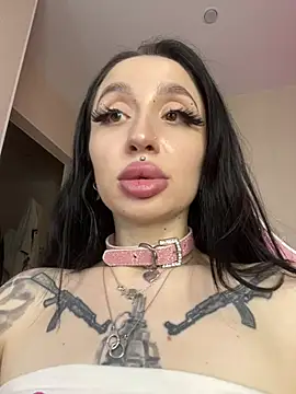 Molly__Moon