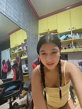 sweetieme Live Webcam on Stripchat