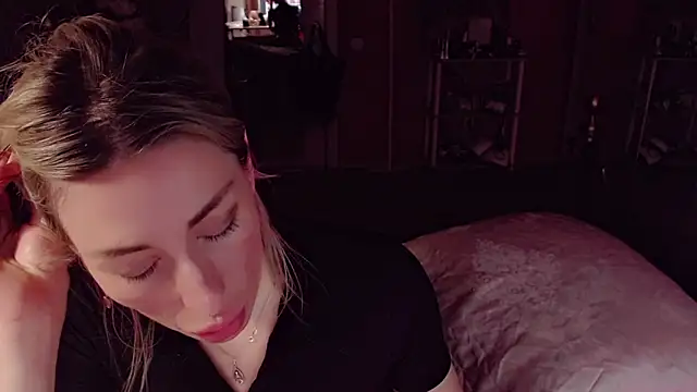 AnnieGOld_ live sex cam