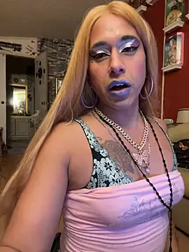transexualjade95 (T young) - BreastImplants (.)(.) and Car 🚗 BigGoal