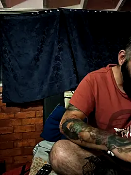 erikthor Live Webcam on Stripchat