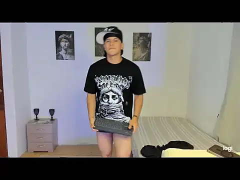 sant_wahlberg - Sant_wahlberg's free webcam - UK Sex Cams