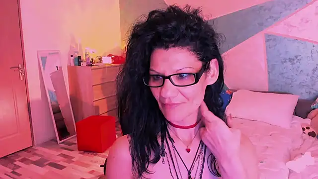 SweetSin40 live sex cam