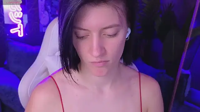 Roxy Riot (Roxy_riot_)