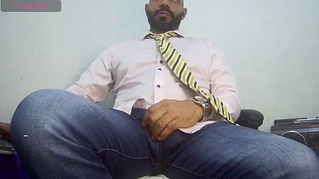 bruce_bigg live sex cam