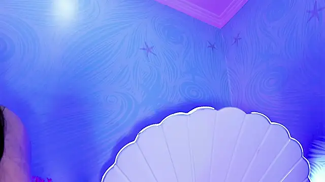 Watch CHLOE_BLOWJOB live on EroticFlix - High definition streams