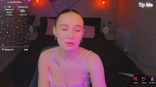 _kiki_angel_ - _Kiki_angel_'s free webcam - UK Sex Cams