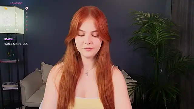Watch Elle_Funning live on EroticFlix - High definition streams