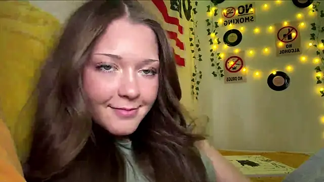 Watch JessVibe_1 live on EroticFlix - High definition streams