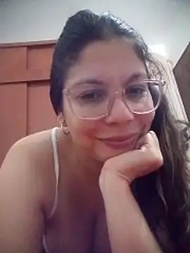 Watch Carliina_Soussa live on EroticFlix - High definition streams