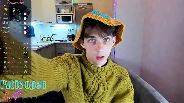 Preview of aaron_boom