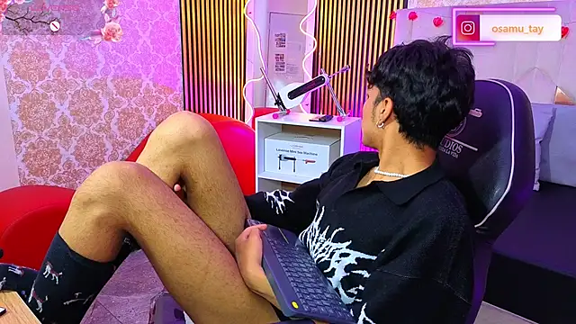 osamu_tay (M twink) - domi + dildo x5min🍑🍆💦