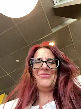 NataKitten Live Webcam on Stripchat