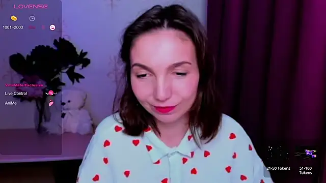 KindHazelHere_ webcam