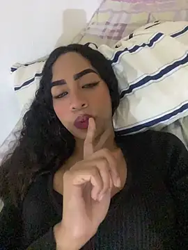 midnightcatt - Midnightcatt's free webcam - UK Sex Cams