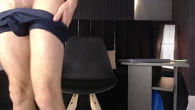 Logan_Steel