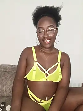 KaleaEbony webcam